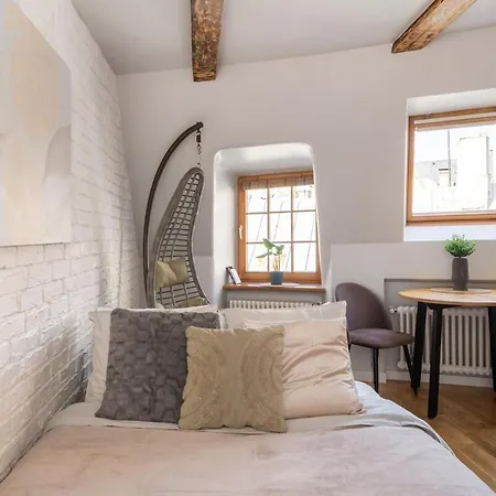 Old Town Gem - Rooftop - By Innorental Riga