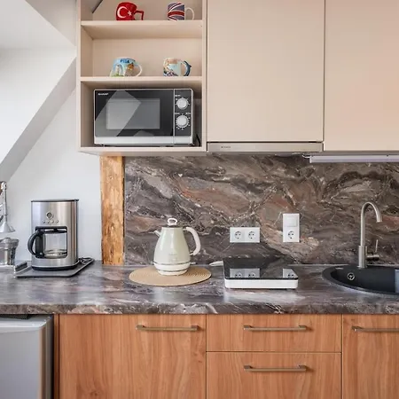 Apartment Old Town Gem - Rooftop - By Innorental *