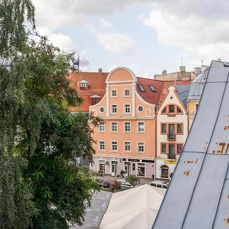 Old Town Gem - Rooftop - By Innorental *